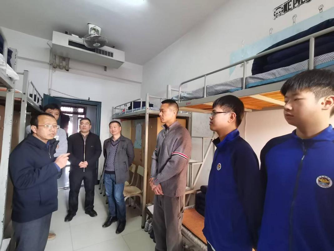 学院纪委书记赴信息工程系调研指导